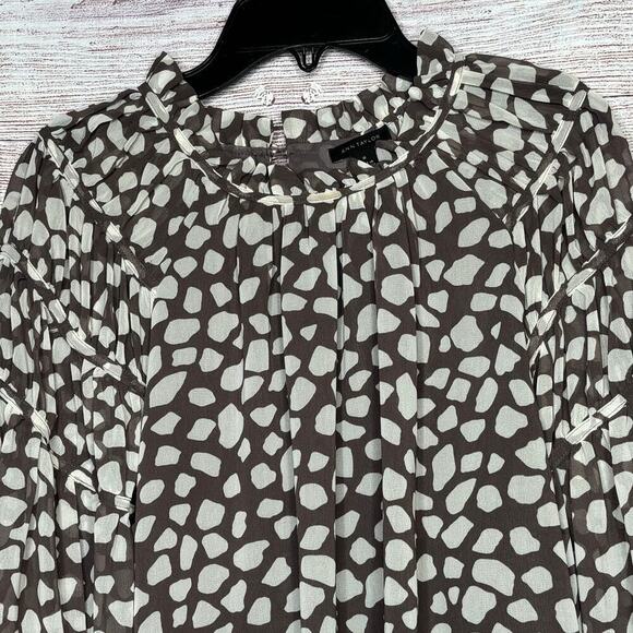 Ann Taylor Girly Romantic High Ruffle Neck Long Sleeve Flowy Blouse Size Medium - Picture 11 of 13